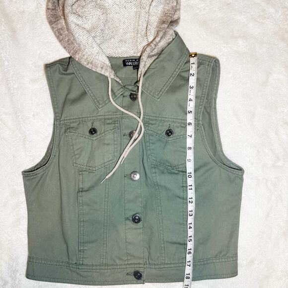 Wallflower Olive Green Denim Hooded Utility Vest Size Large - Picture 7 of 12